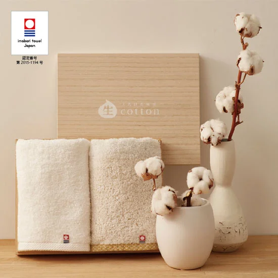 今治　生コットン　木箱入りタオルセットの画像1