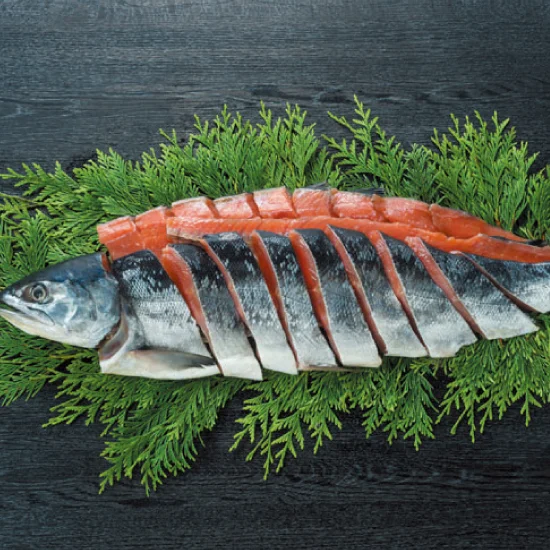 北海道日高沖新巻鮭姿切身 約1．5kg