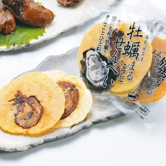 安芸津マルイチ商店牡蠣まるごとせんべい詰合せの画像1